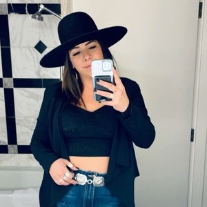 Meet your Posher, Bailey
